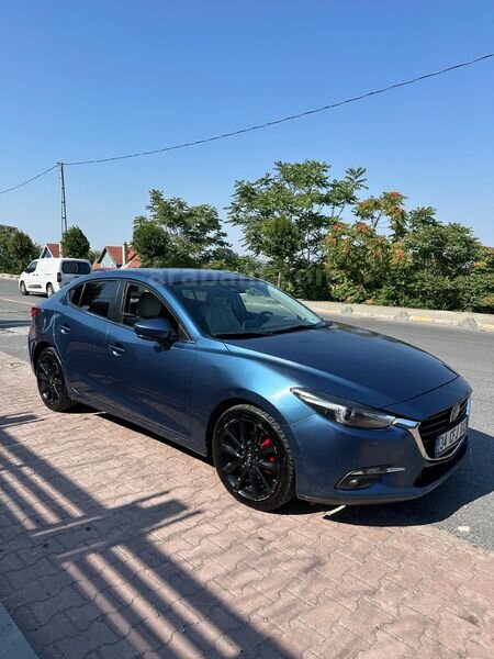 Değişeni Boyası Tramer kaydı yok Tüm bakımları yapıldı. Tertemiz. Sahibinden Mazda 3 1.5 SkyActive-D Power Sense 2017 Model