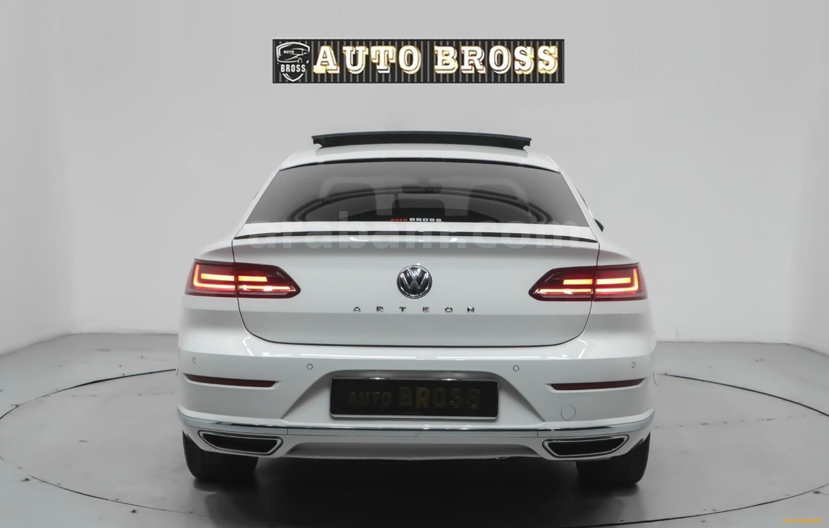 Galeriden Volkswagen Arteon 1.5 TSI R Line 2019 Model İstanbul 128.000 km Beyaz 5
