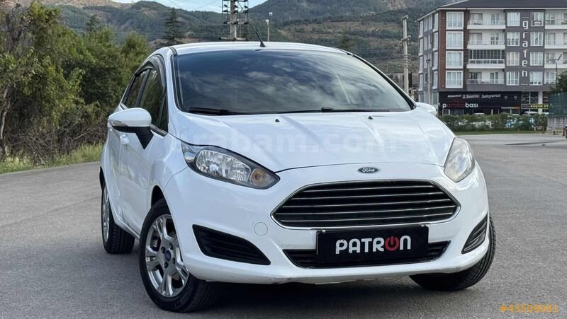 Galeriden Ford Fiesta 1.5 TDCi Trend X 2014 Model Isparta 289.000 km Beyaz