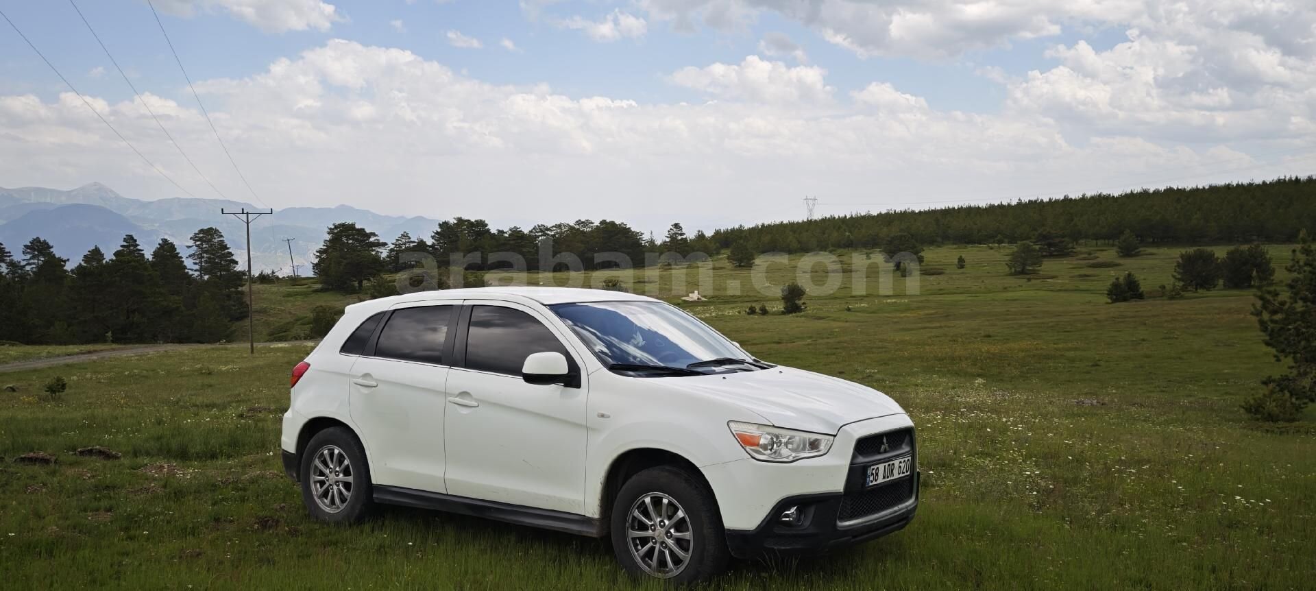Sahibinden Mitsubishi ASX 1.6 MIVEC Invite 2011 Model 255.000 km Beyaz 3
