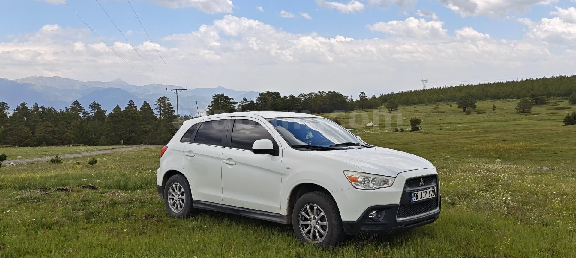 Sahibinden Mitsubishi ASX 1.6 MIVEC Invite 2011 Model 255.000 km Beyaz 4