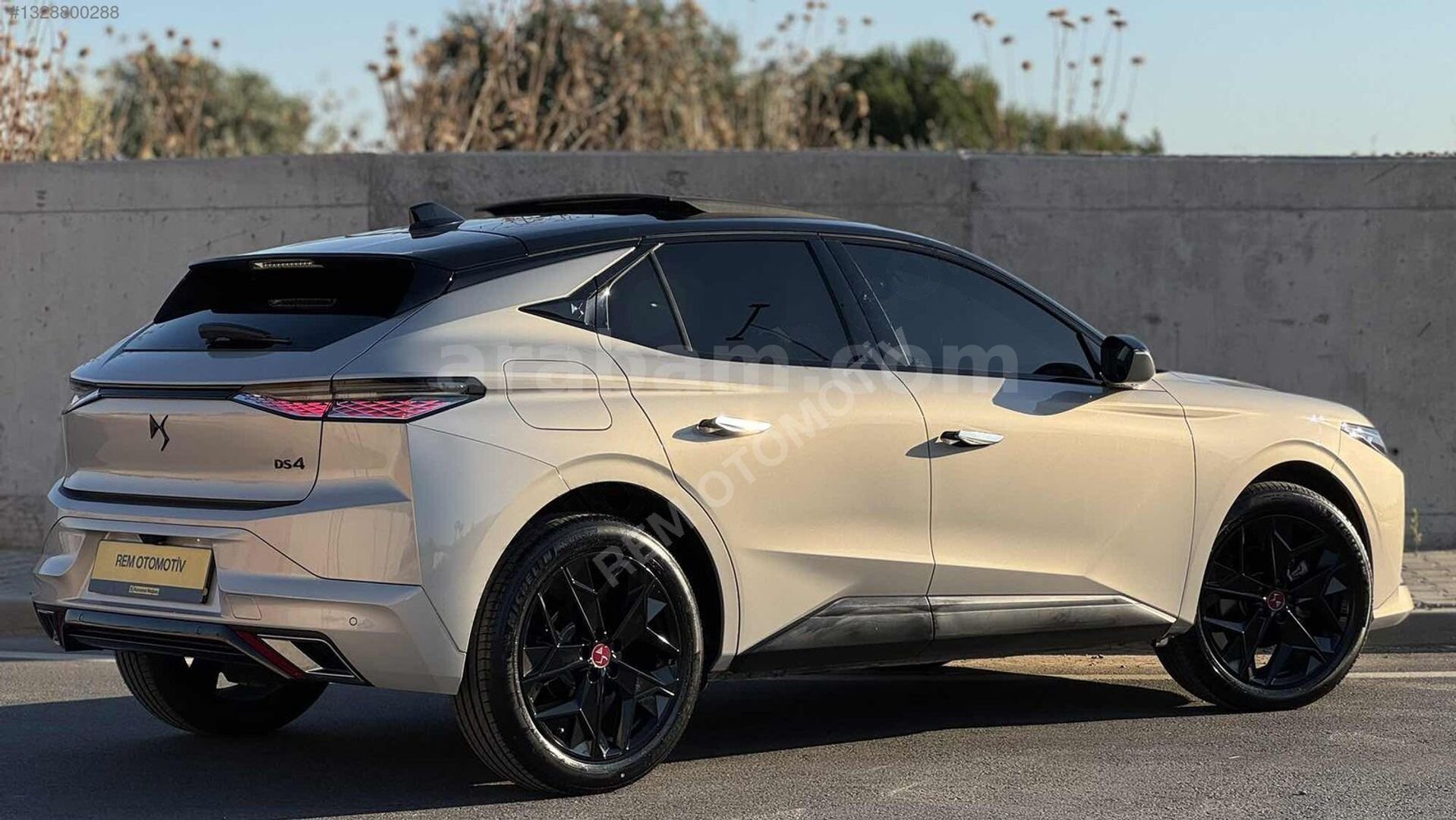 REM'DEN 2023 DS4 PERFORMANCE LİNE CAM TAVAN HATASIZ İLK SAHİP 7