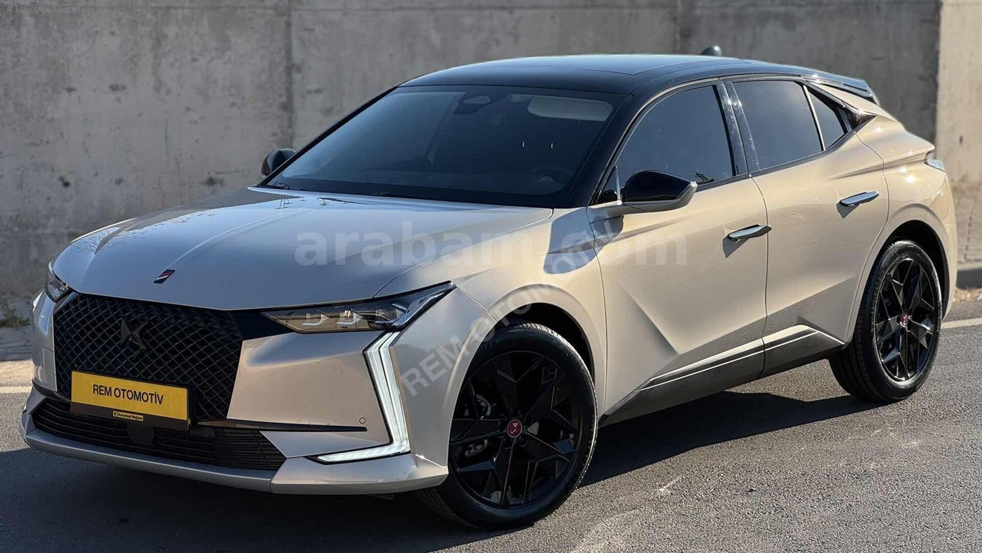 REM'DEN 2023 DS4 PERFORMANCE LİNE CAM TAVAN HATASIZ İLK SAHİP 6