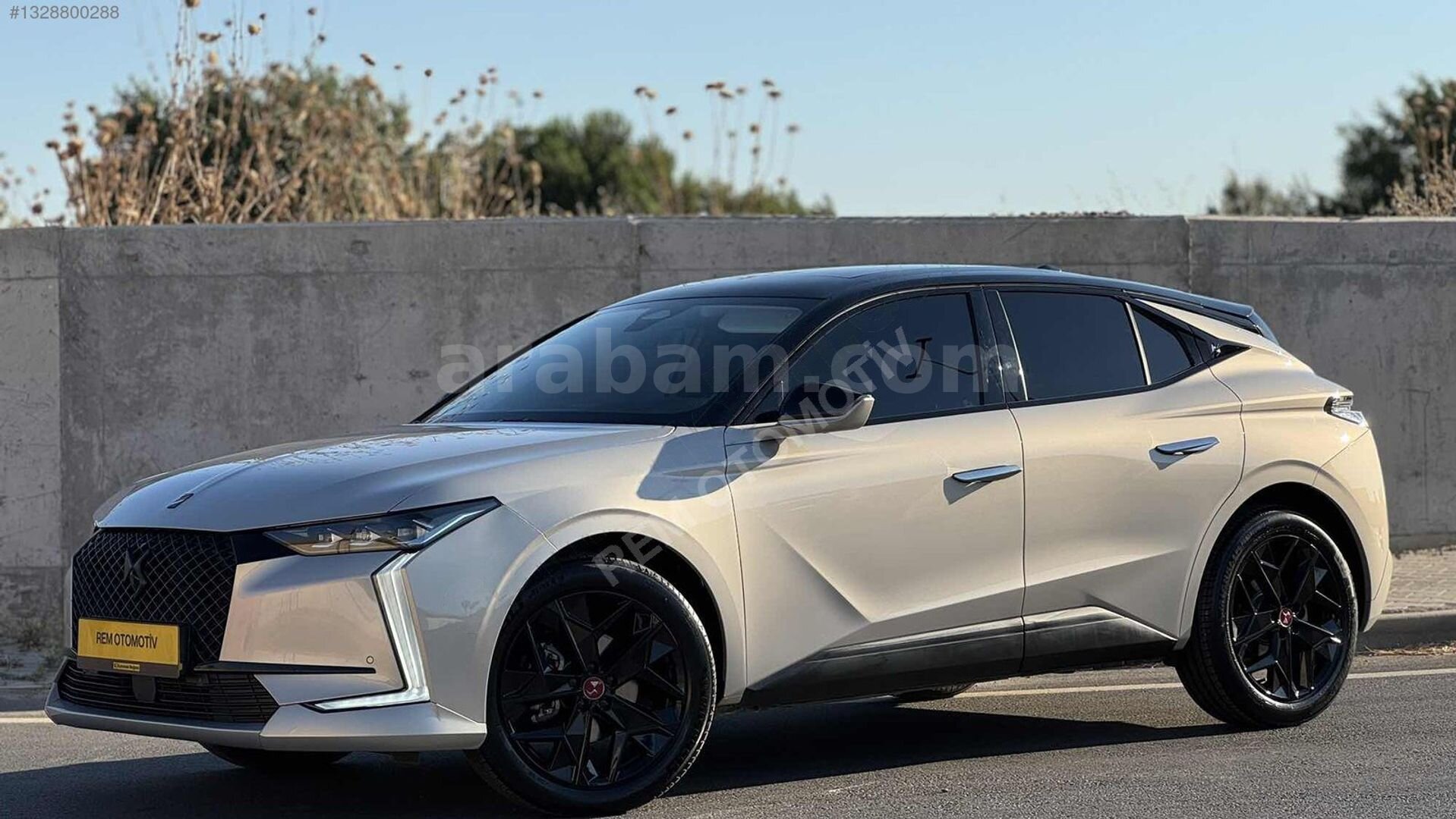 REM'DEN 2023 DS4 PERFORMANCE LİNE CAM TAVAN HATASIZ İLK SAHİP 4