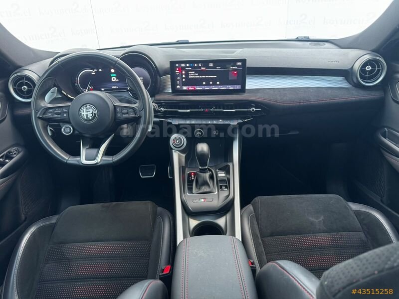 KOYUNCU FİAT 2023 ALFA ROMEO TONALE 1.5 MHEV VELOCE 7