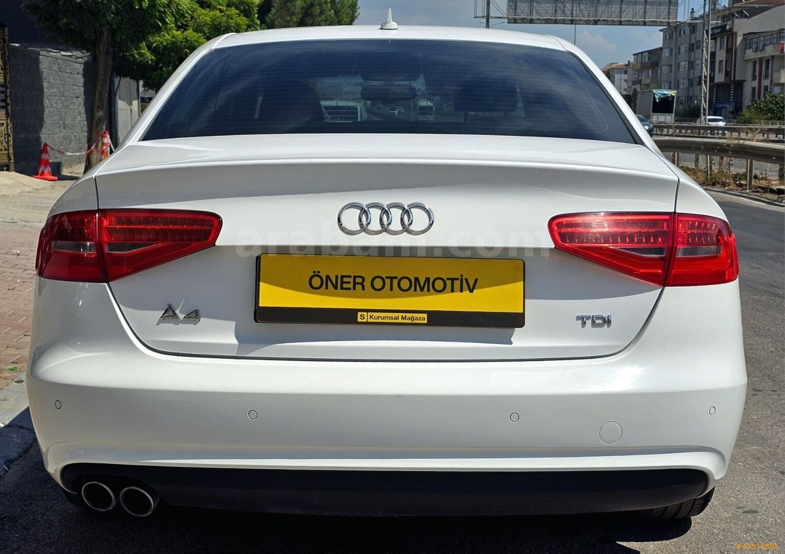 Galeriden Audi A4 Sedan 2.0 TDI 2015 Model Kocaeli 155.000 km Beyaz 3