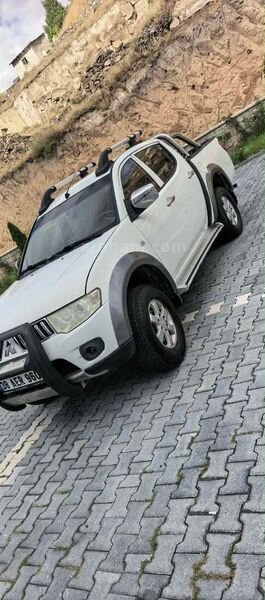 Galeriden Mitsubishi L 200 4x2 Invite 2013 Model Kayseri