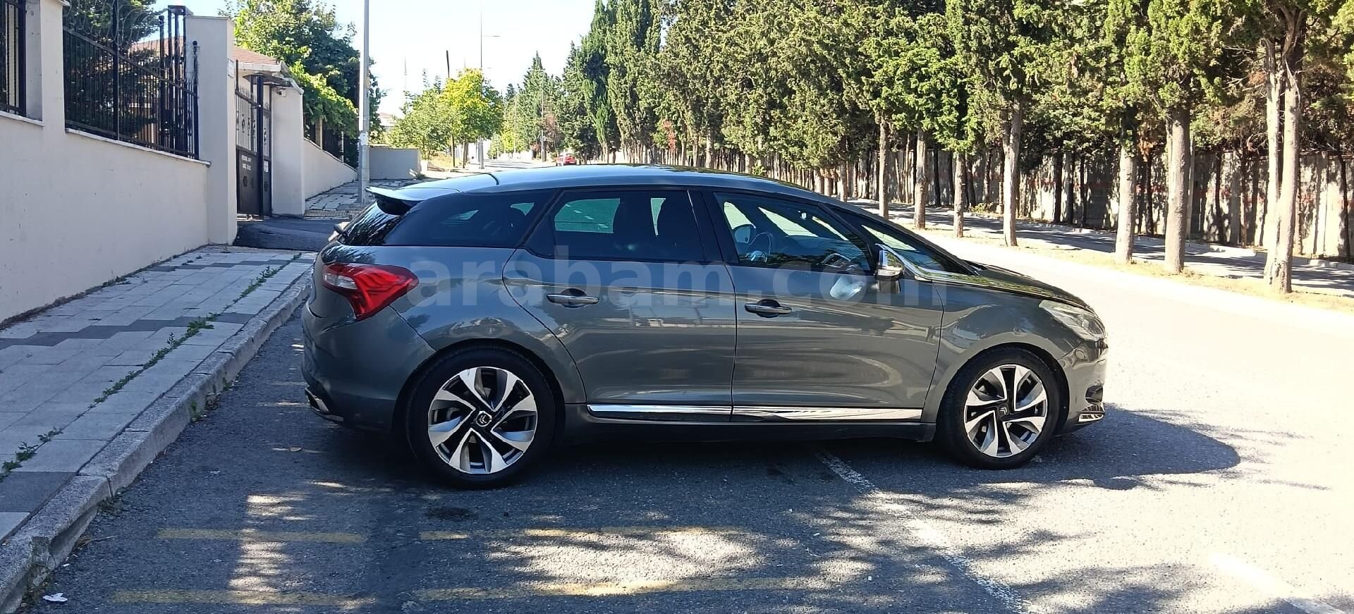 Sahibinden DS Automobiles DS5 1.6 THP DSport 2012 Model 2