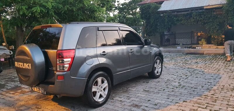 Öğretmenden Motr-şanzıman yenilenmiş Suzuki Grand Vitara 1.9 DDiS JLX-AL 2007 Model Ağrı