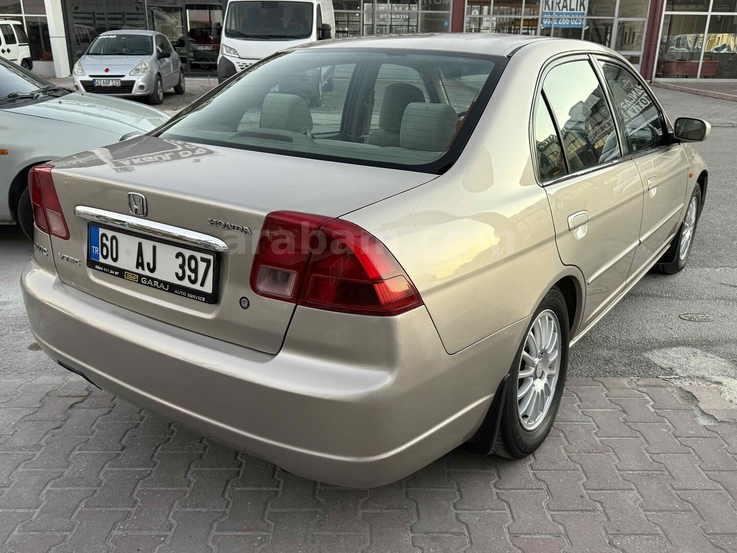 Galeriden Honda Civic 1.6i VTEC ES 2002 Model Konya 274.500 km Altın 3