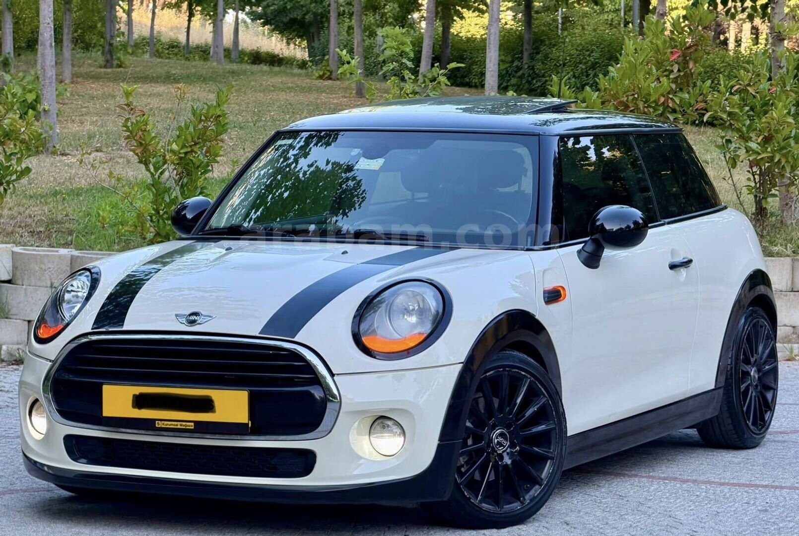 Sahibinden Mini Cooper 1.5 D Türkiye Paketi 2014 Model 2