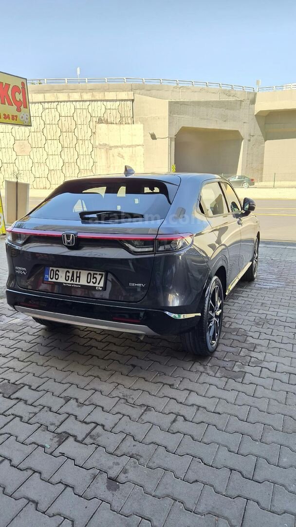 Sahibinden Honda HR-V 1.5 e-HEV Advance 2023 Model 3