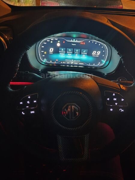 MG HS 1.5 T-GDI Luxury CANAVAR SUV BİNİP BİNEBİLECEĞİNİZ EN LÜKS VE EN GÜZEL ARACTIR