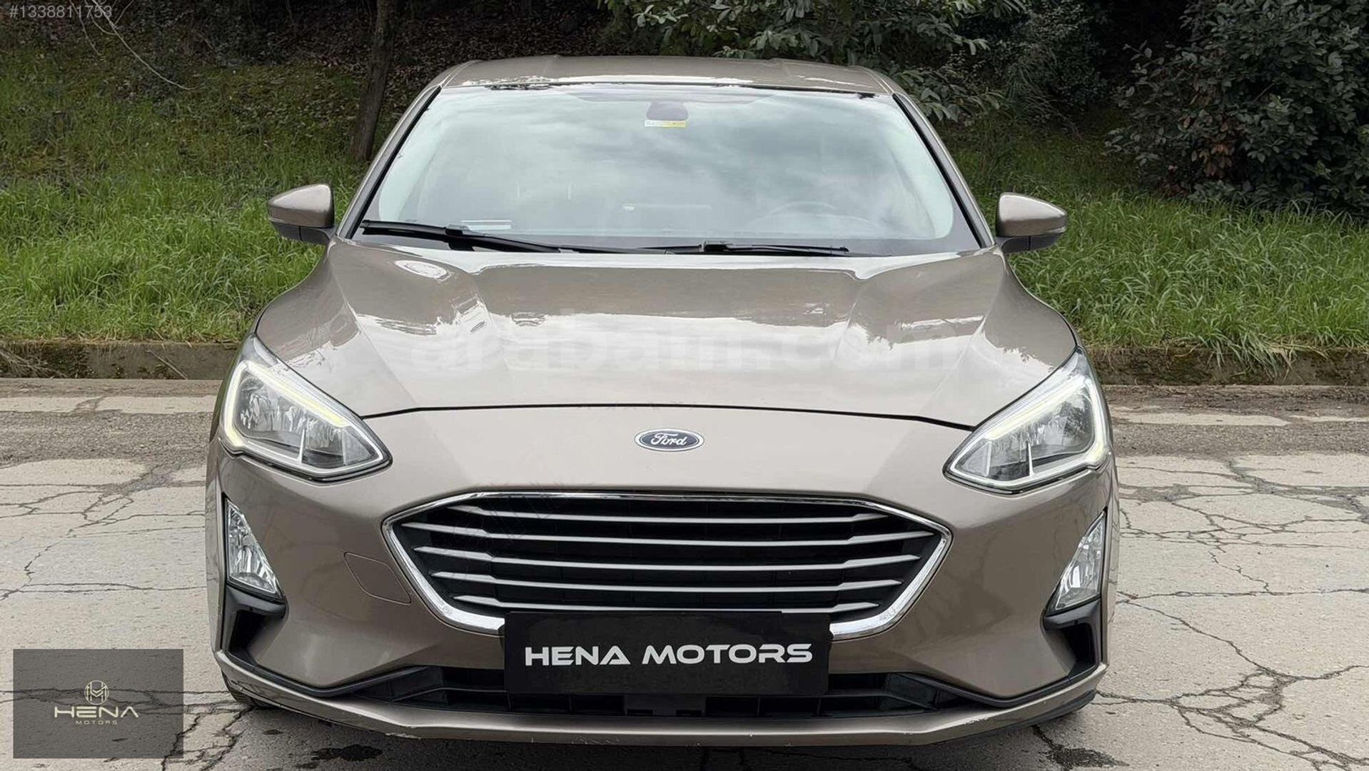 Galeriden Ford Focus 1.5 TDCi Trend X 2019 Model İstanbul 139.000 km Şampanya 2