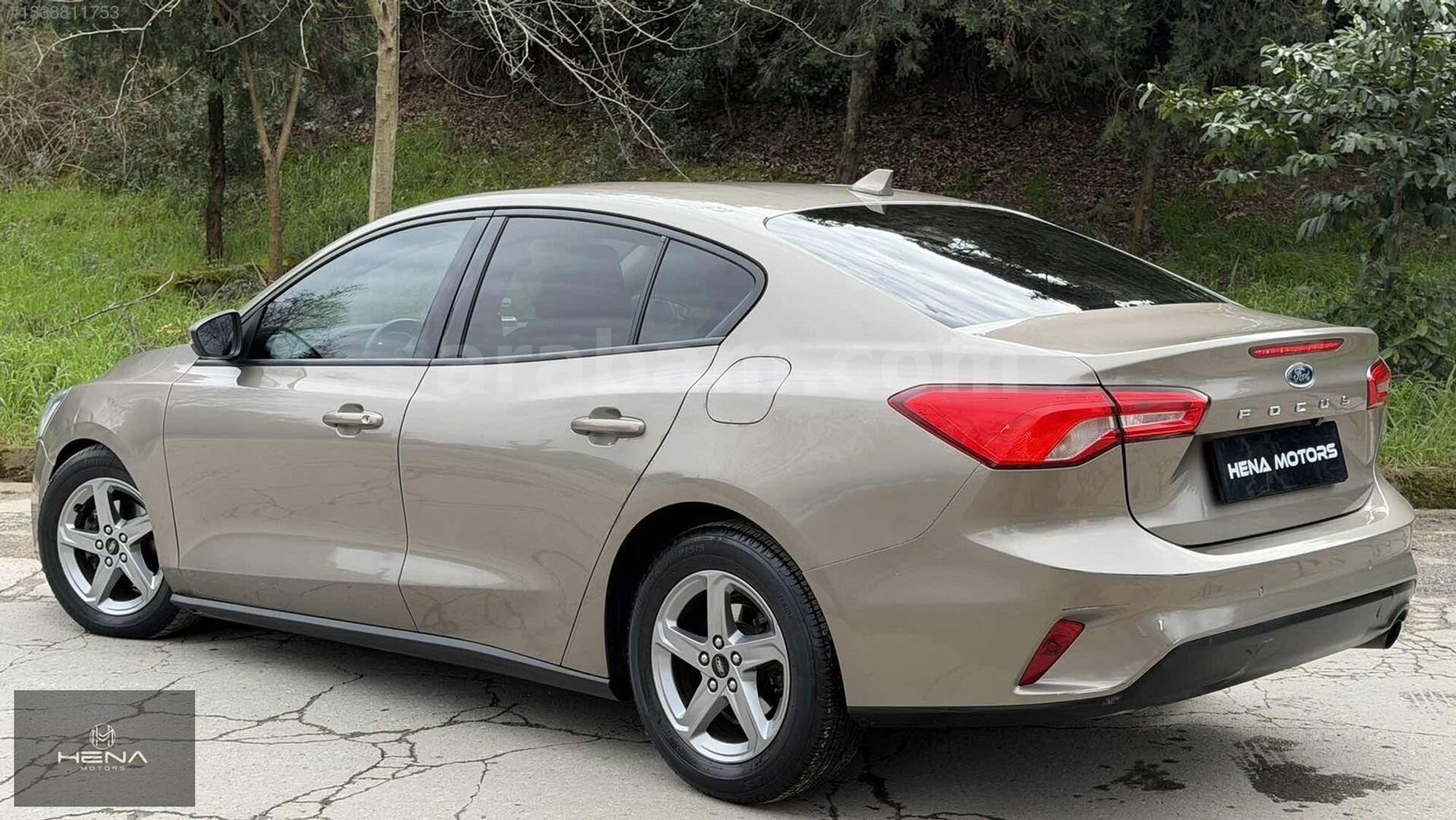 Galeriden Ford Focus 1.5 TDCi Trend X 2019 Model İstanbul 139.000 km Şampanya 7