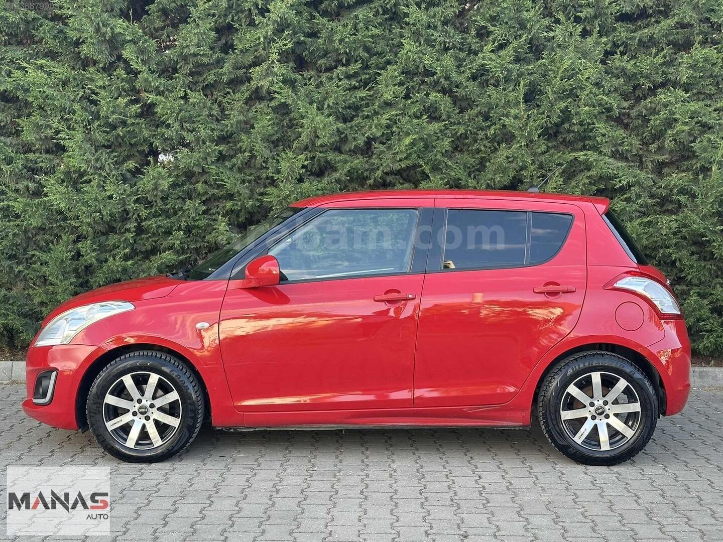 2013 SUZUKİ SWİFT DEĞİŞENSİZ LOKAL B. İLK SAHİBİNDEN 4