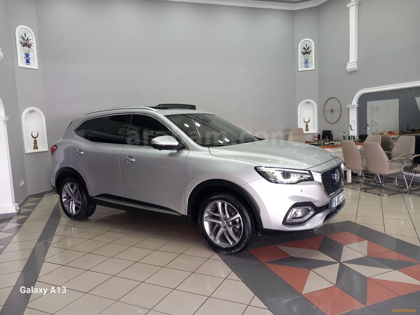2023 MODEL BOYASIZ TRAMERSİZ 24.640 KM İÇİ KIRMIZI 3