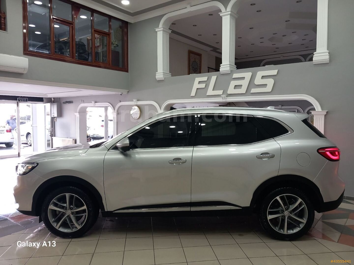 2023 MODEL BOYASIZ TRAMERSİZ 24.640 KM İÇİ KIRMIZI 6