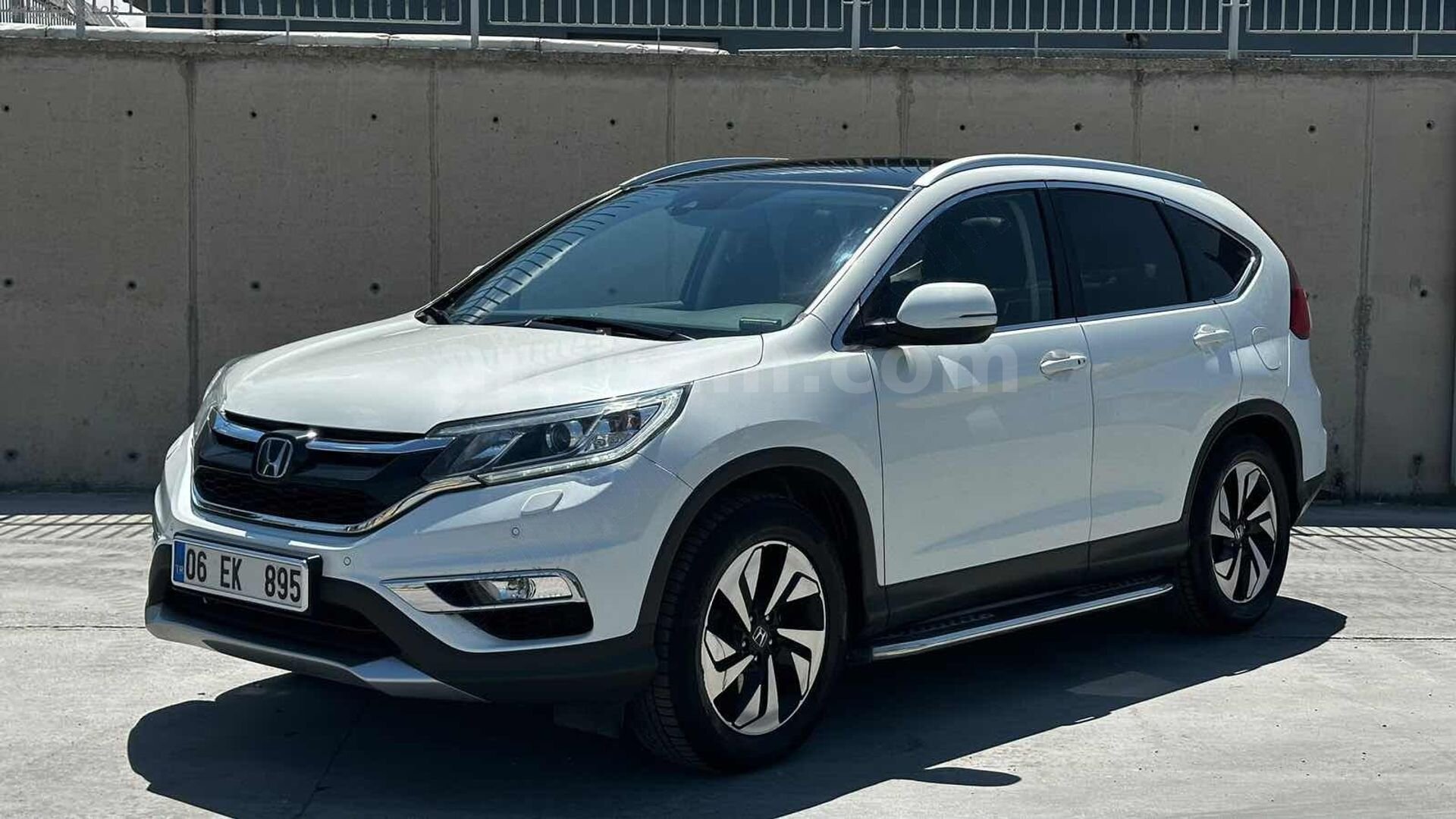 HONDA CR-V 4X4 EXECUTIVE PLUS DİZEL OTOMATİK AİLE ARACI 7