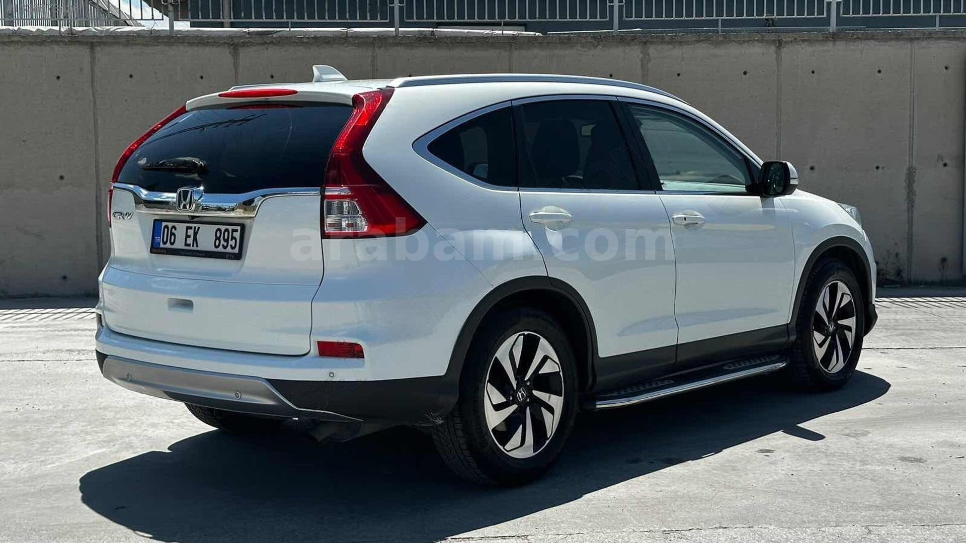 HONDA CR-V 4X4 EXECUTIVE PLUS DİZEL OTOMATİK AİLE ARACI 3