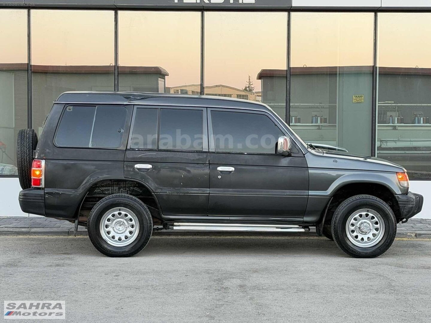 SAHRA MOTORS'DAN 1993 MITSUBİSHİ PAJERO 2.6 KOLEKSİYONLUK 4