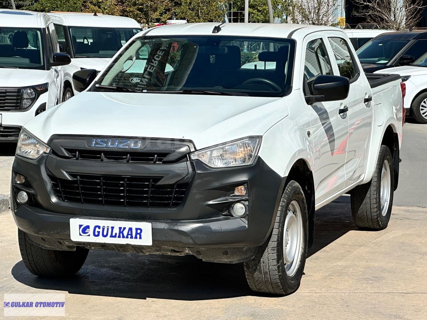 GÜLKARDAN SIFIR PEŞİNATLA 2022 MODEL ISUZU D-MAX V-GO 4X4 3