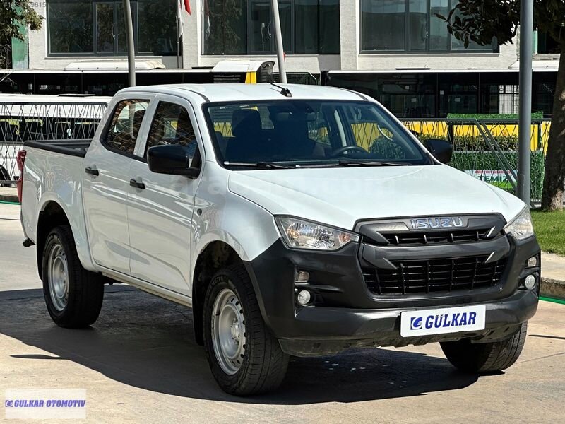 GÜLKARDAN SIFIR PEŞİNATLA 2022 MODEL ISUZU D-MAX V-GO 4X4