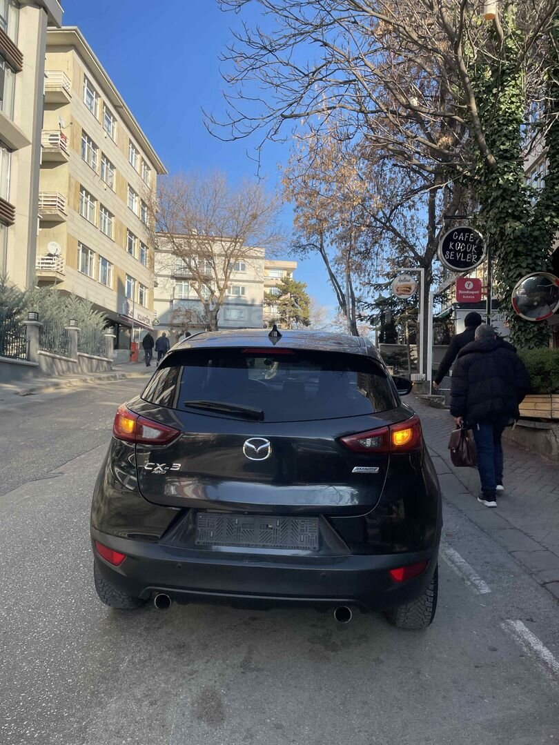Sahibinden Mazda CX-3 1.5 Sense 2015 Model 235.000 km Siyah 6