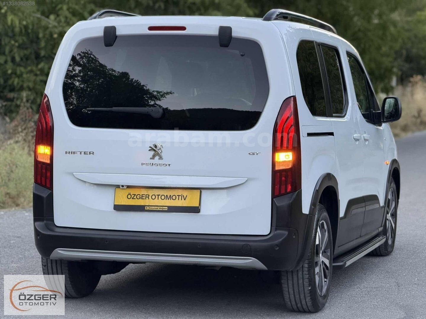 Galeriden Peugeot Rifter 1.5 BlueHDI GT 2023 Model Kütahya 87.000 km Beyaz 7