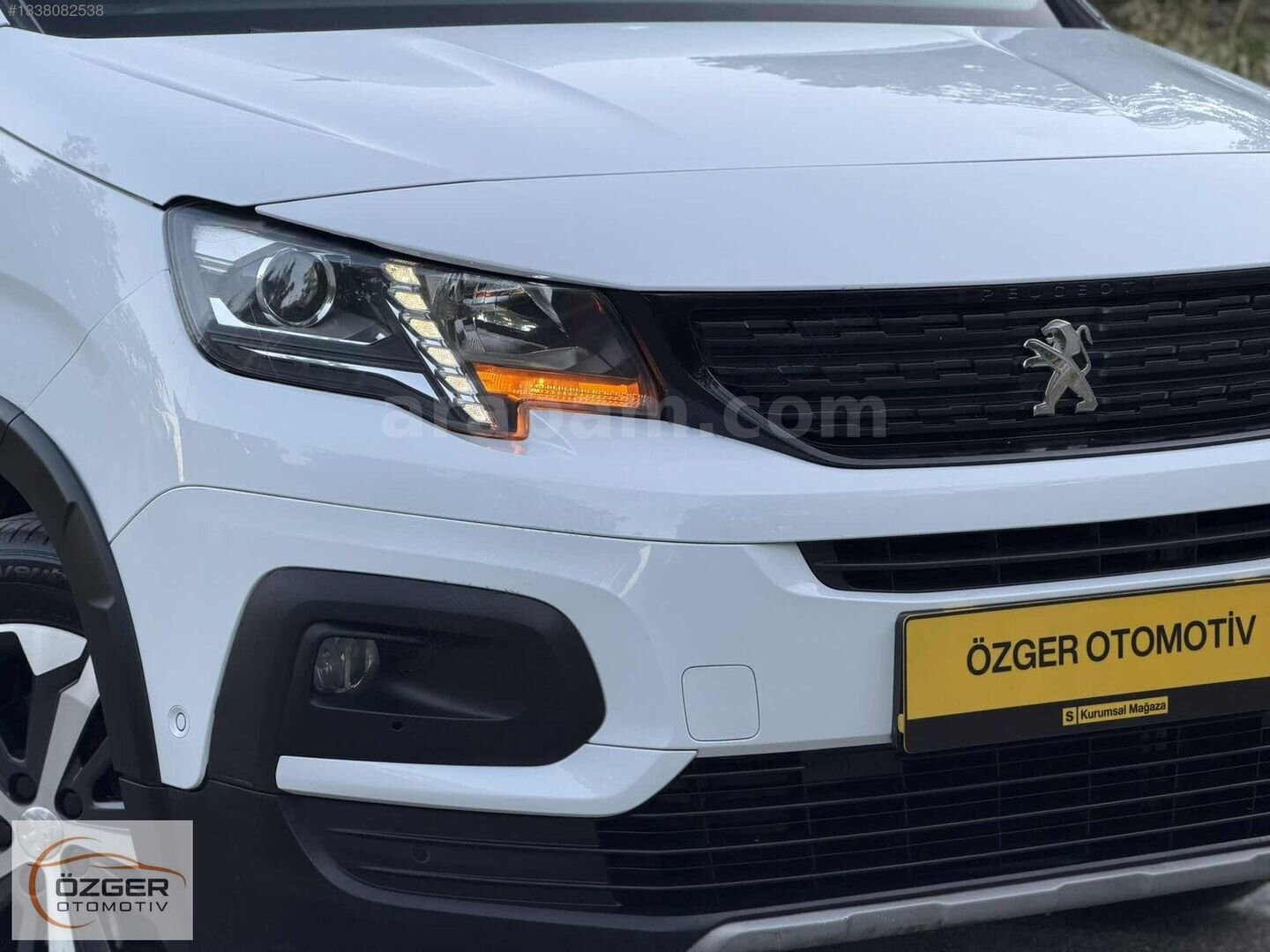 Galeriden Peugeot Rifter 1.5 BlueHDI GT 2023 Model Kütahya 87.000 km Beyaz 3