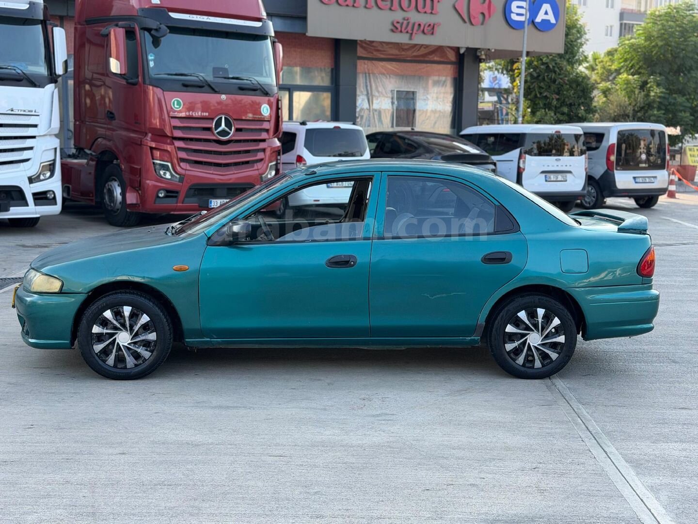Galeriden Mazda 323 1.5 Familia 1998 Model Mersin 4