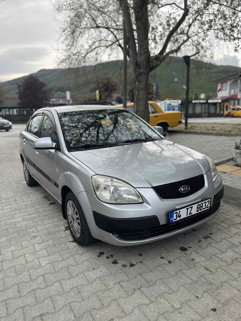 Sahibinden Kia Rio 1.5 CRDi EX Comfort 2008 Model 364.000 km Gri (Gümüş) 1