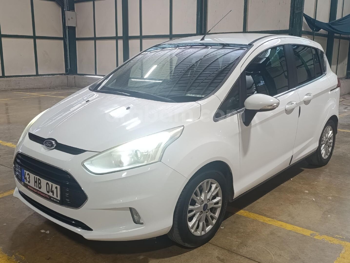 Galeriden Ford B-Max 1.6 Titanium 2013 Model Bursa 175.000 km Beyaz 3