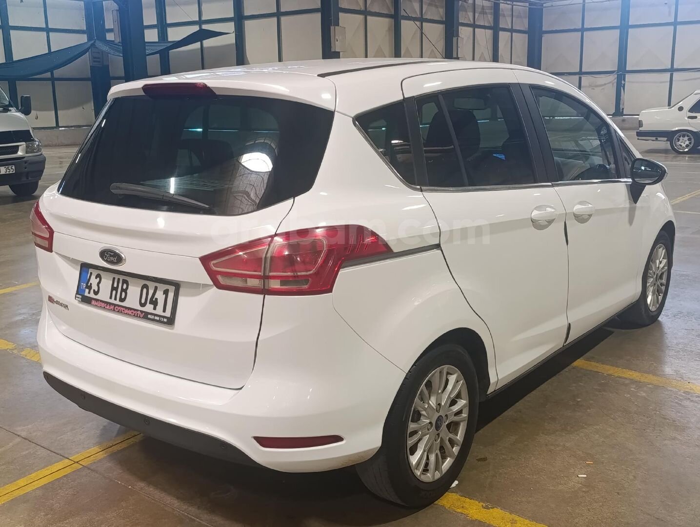 Galeriden Ford B-Max 1.6 Titanium 2013 Model Bursa 175.000 km Beyaz 4