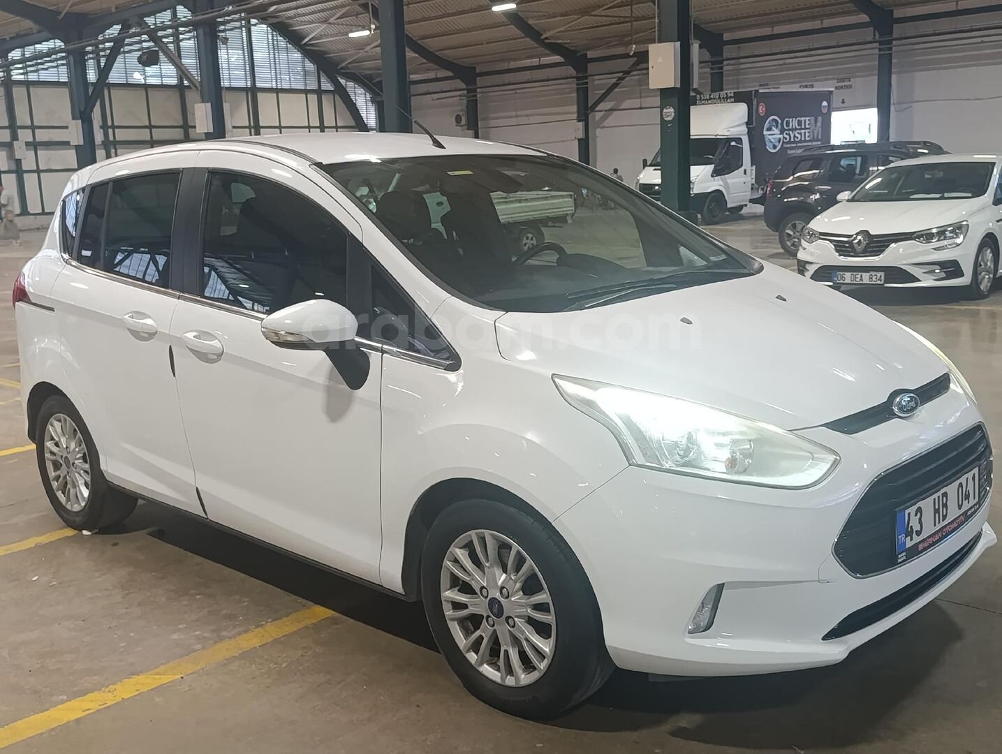 Galeriden Ford B-Max 1.6 Titanium 2013 Model Bursa 175.000 km Beyaz 2