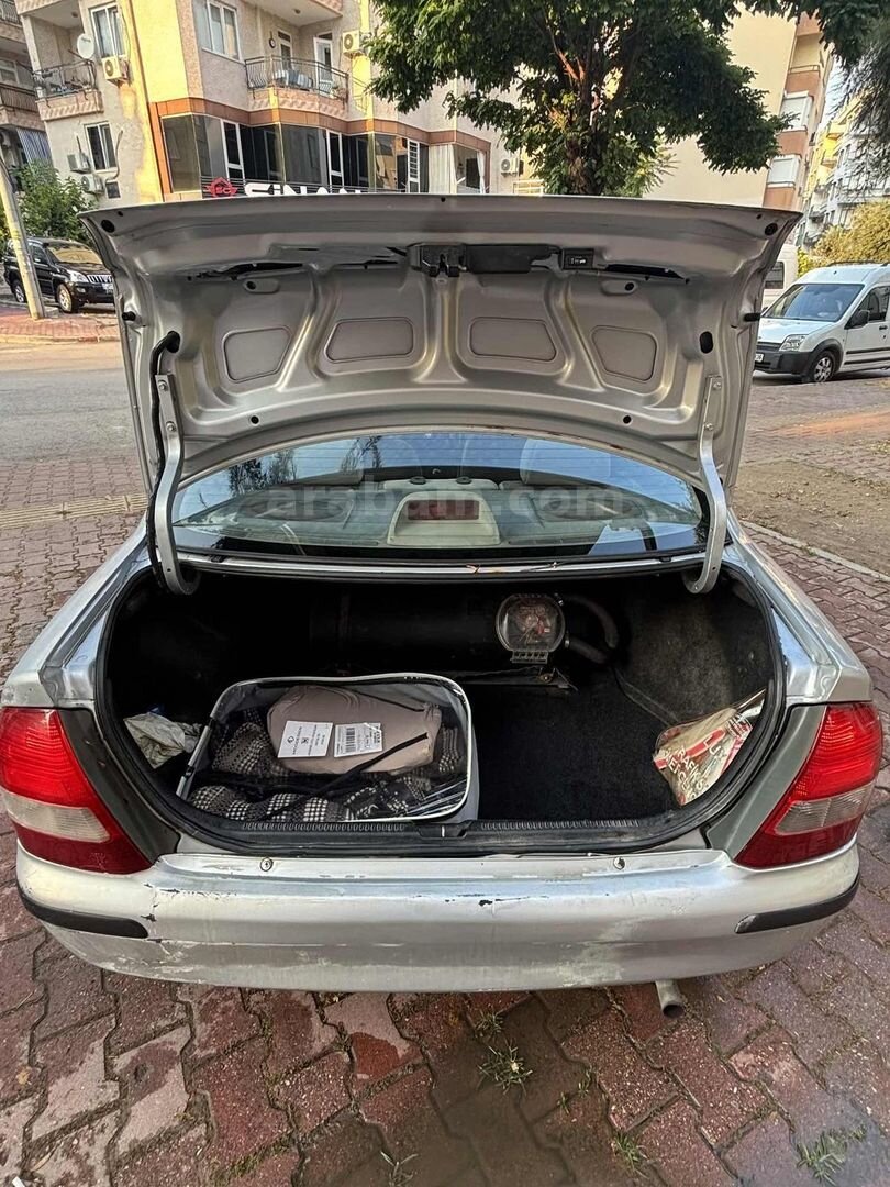 Galeriden Mazda 323 1.5 1.5i 1999 Model Antalya 265.000 km Gri 3