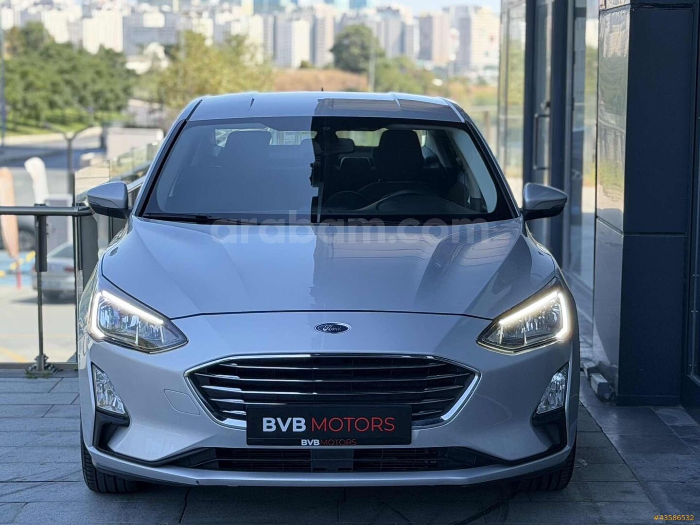 Galeriden Ford Focus 1.5 Ti-VCT Trend X 2021 Model İstanbul 69.000 km Gri 3