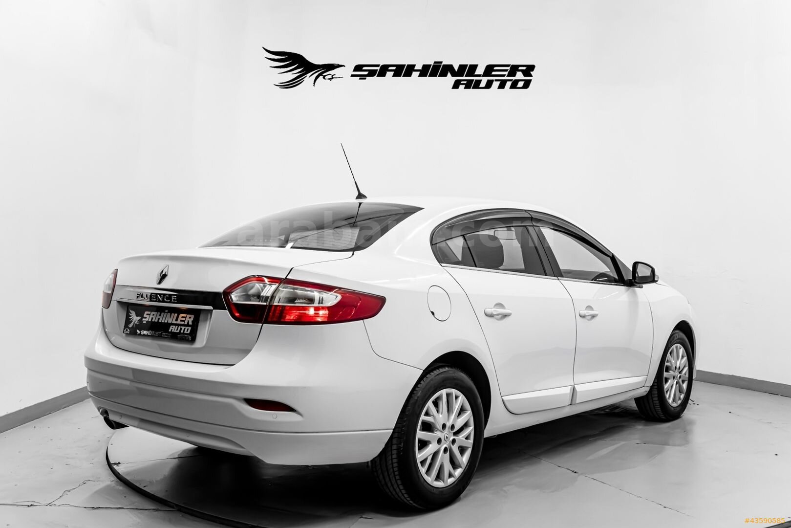 Galeriden Renault Fluence 1.5 dCi Touch 2016 Model İstanbul 174.000 km Beyaz 5