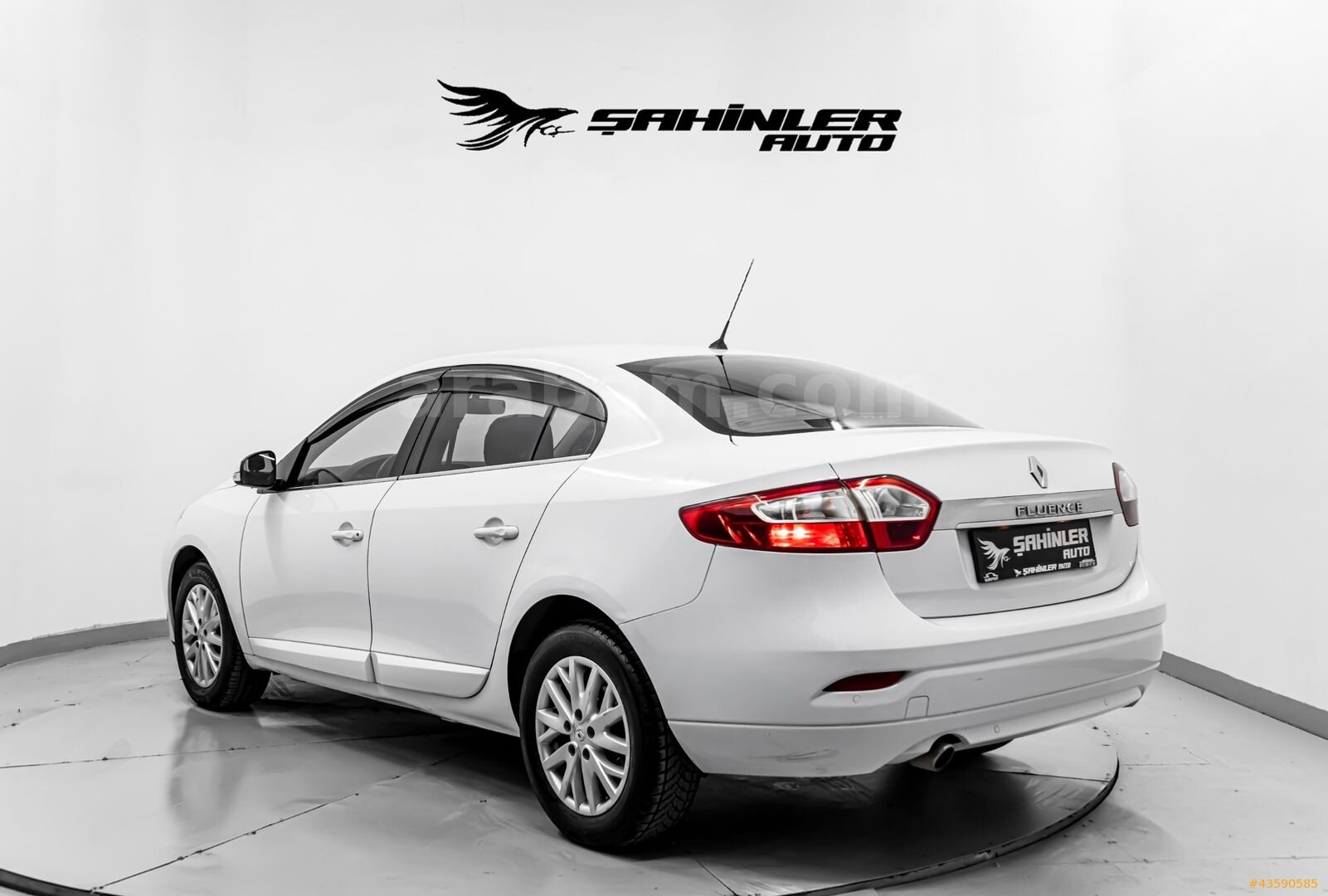 Galeriden Renault Fluence 1.5 dCi Touch 2016 Model İstanbul 174.000 km Beyaz 3