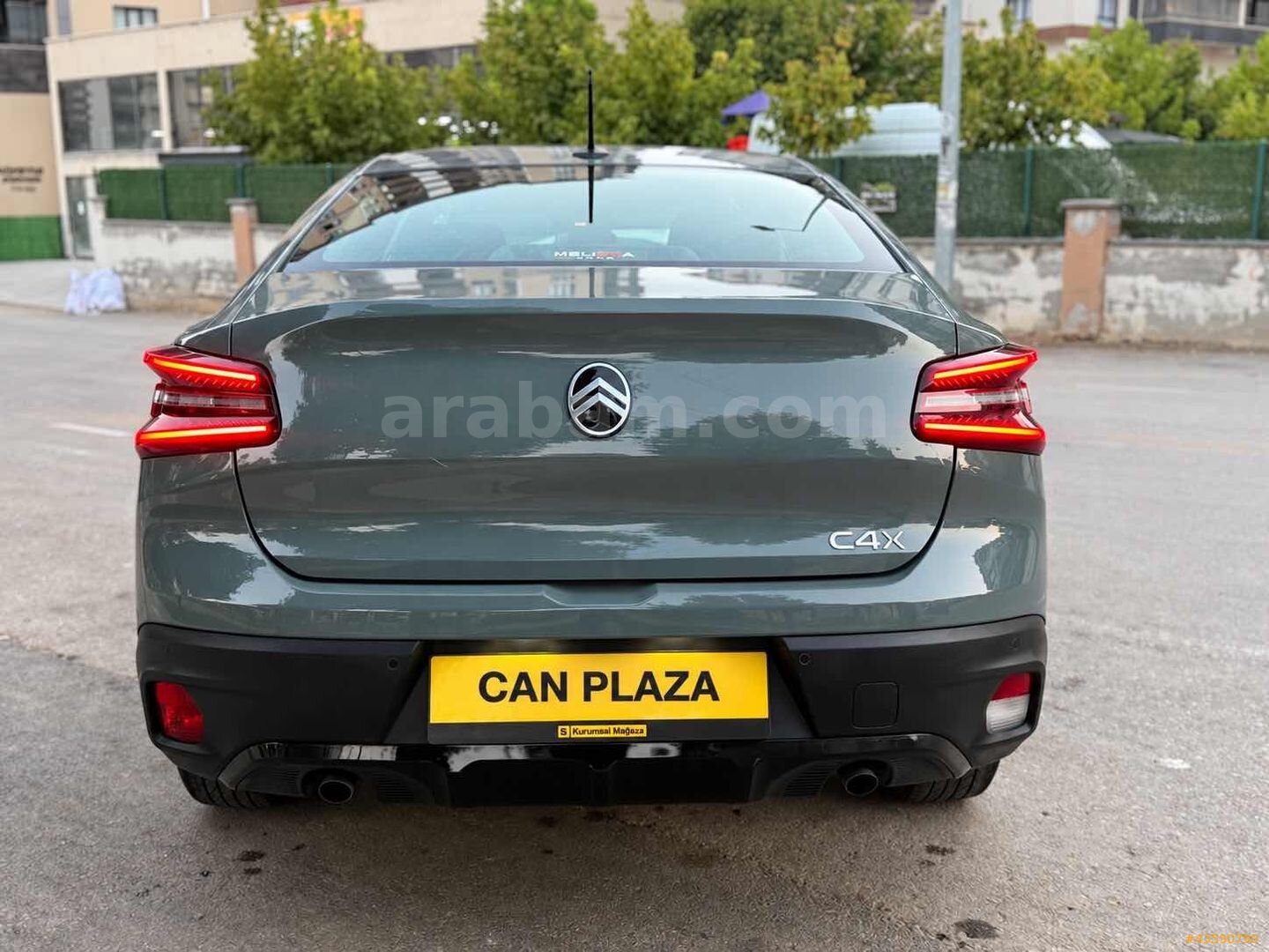 Galeriden Citroen e-C4 X 1.2 PureTech You 2025 Model Gaziantep 85.000 km Yeşil 2