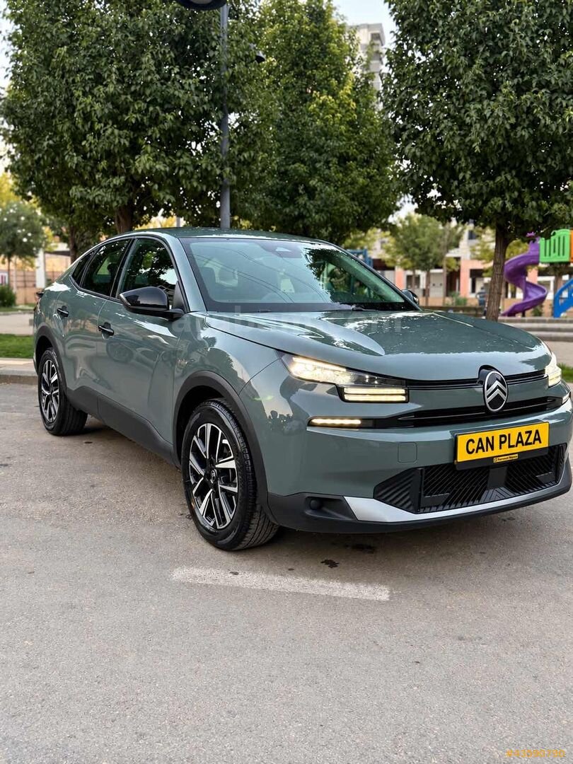 Galeriden Citroen e-C4 X 1.2 PureTech You 2025 Model Gaziantep 85.000 km Yeşil 1