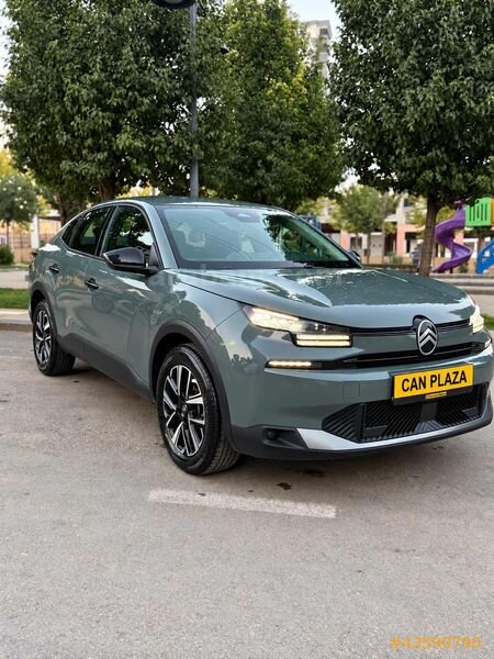 Galeriden Citroen e-C4 X 1.2 PureTech You 2025 Model Gaziantep 85.000 km Yeşil