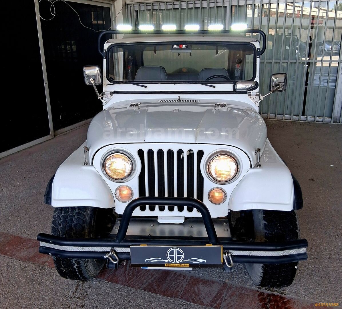 Galeriden Jeep CJ CJ-6 1975 Model İzmir 13.221 km Beyaz 3