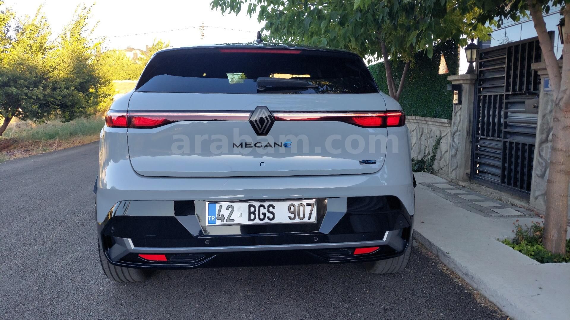 Sahibinden Renault Megane E-Tech Esprit Alpine 2026 Model Konya 7.000 km Gri 3