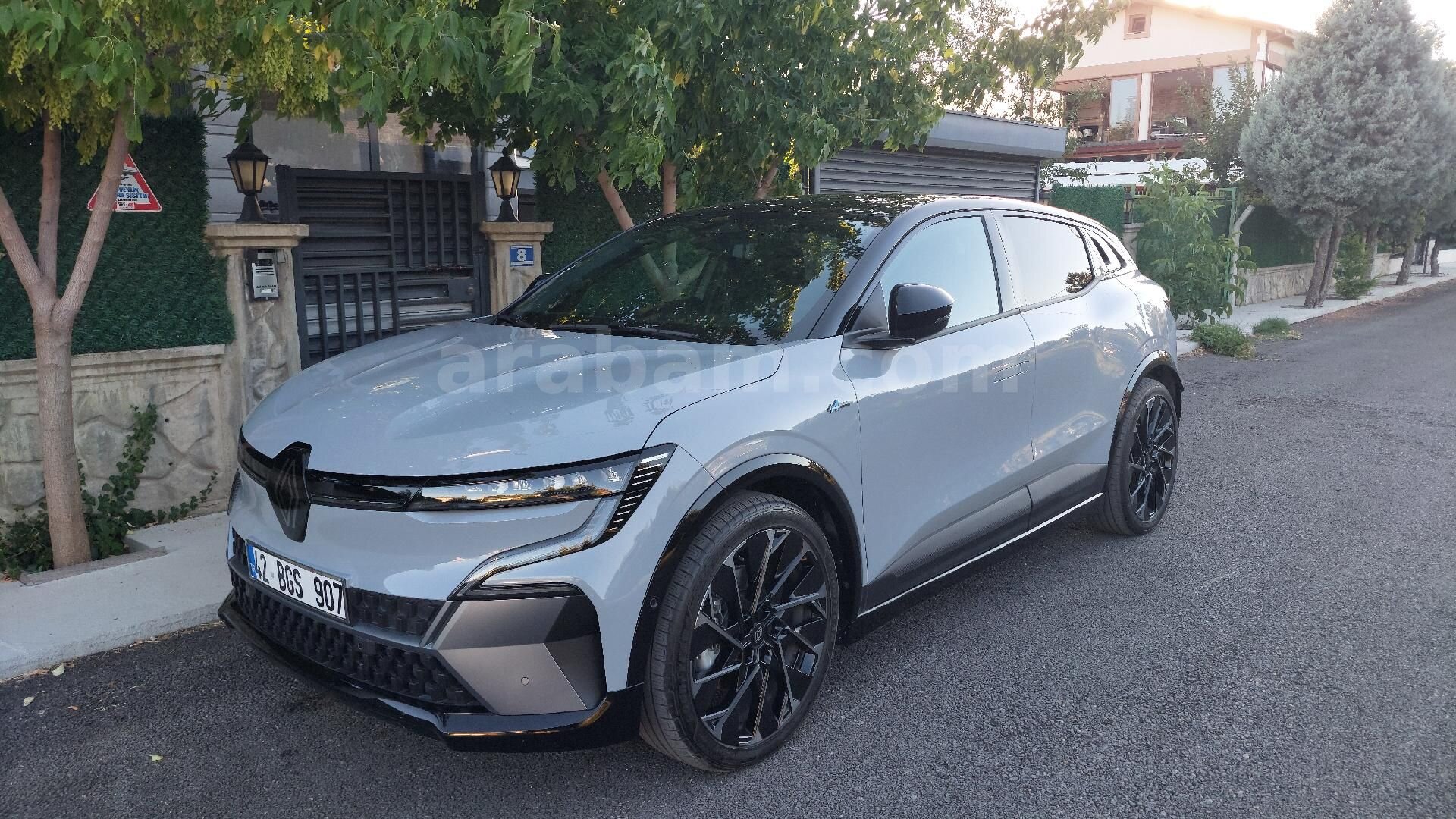 Sahibinden Renault Megane E-Tech Esprit Alpine 2026 Model Konya 7.000 km Gri 6