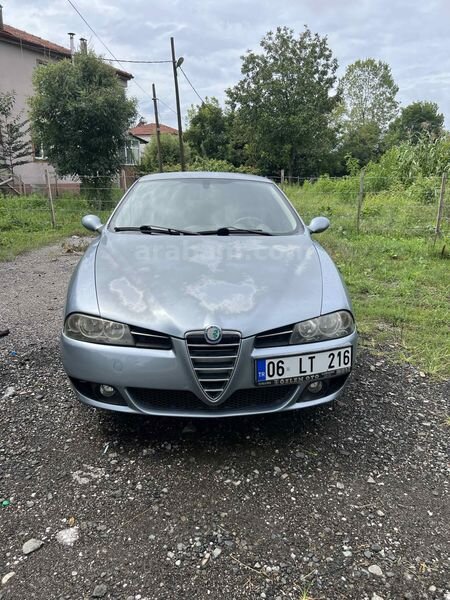Sahibinden Alfa Romeo 156 1.6 TS Distinctive 2004 Model 143.500 km Mavi 3