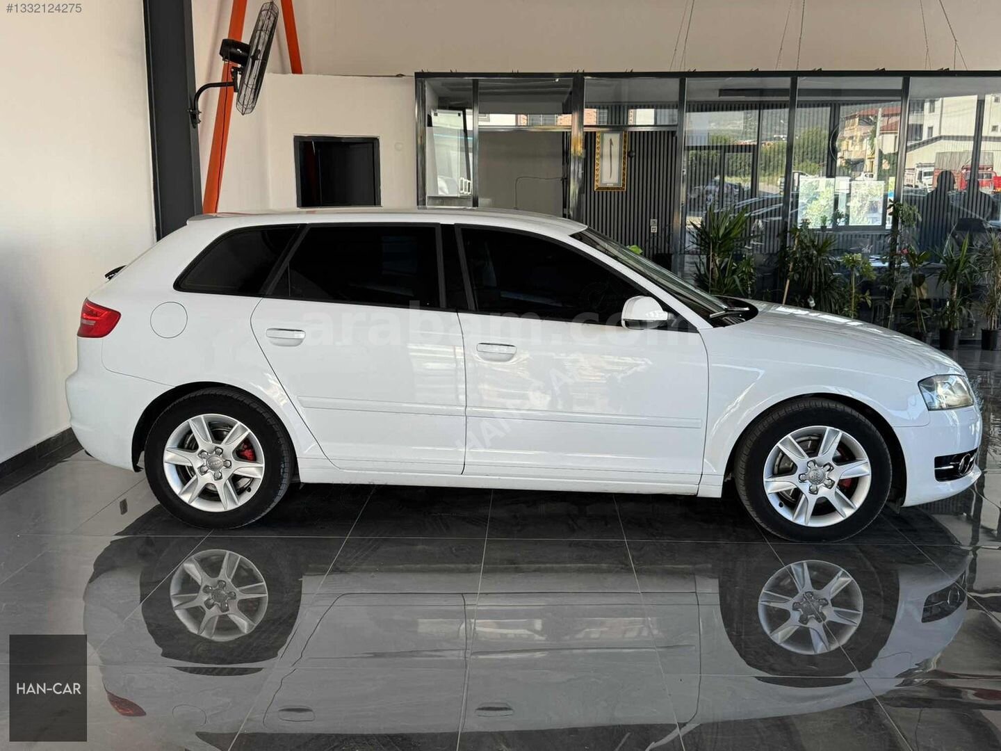 Galeriden Audi A3 Sportback 1.6 TDI Attraction 2012 Model Sakarya 240.000 km Beyaz 7
