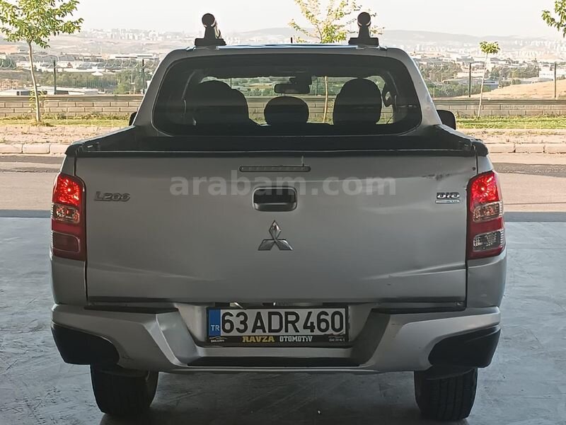 Sahibinden Mitsubishi L 200 4x2 Storm 2015 Model