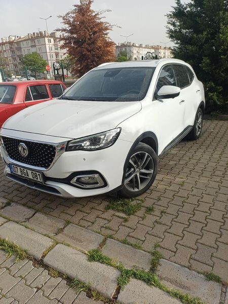 Sahibinden MG HS 1.5 T-GDI Luxury 2022 Model 55000 km Beyaz