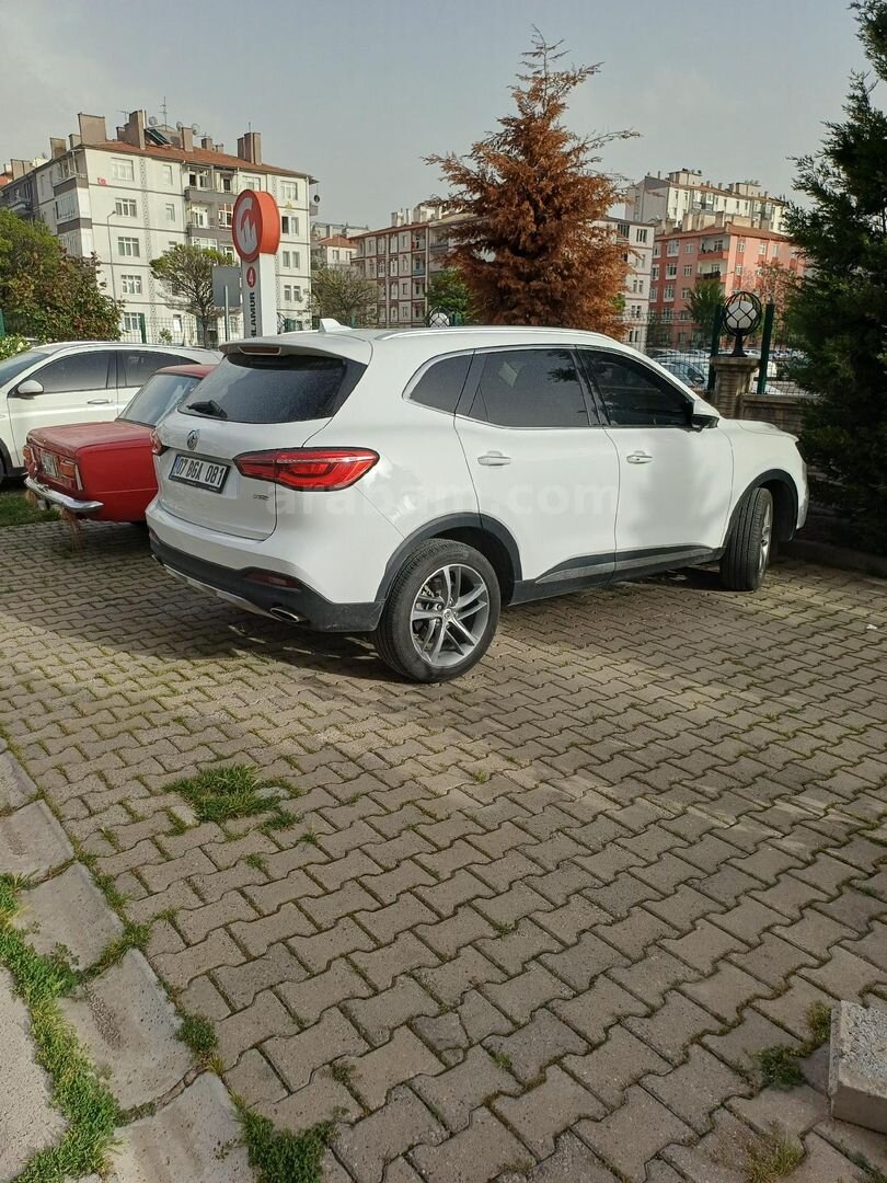 Sahibinden MG HS 1.5 T-GDI Luxury 2022 Model 55000 km Beyaz 6
